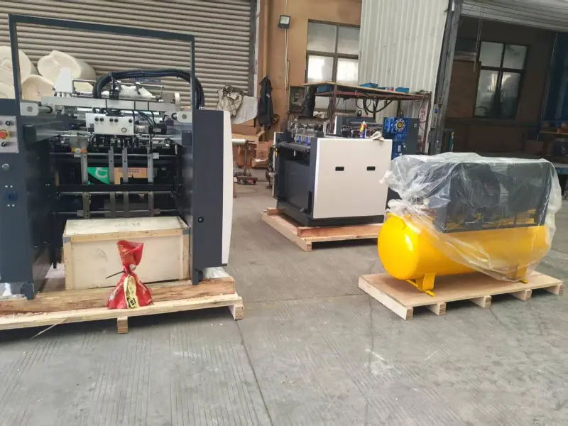 La nuova macchina di laminazione pre-rivestimento automatica Star YFMA-760 sarà presto spedita a un cliente in Arabia Saudita.