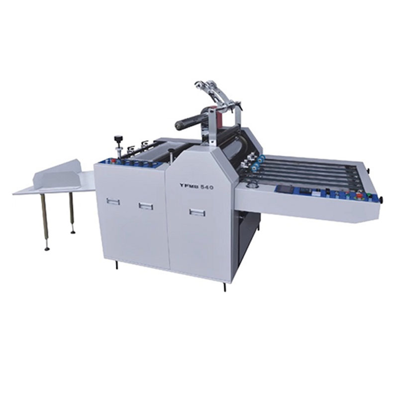 Piccola macchina per laminazione semi-auto